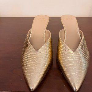 Marc fisher Metallic Gold dress mules with 2 1/2 inch block heel  Size 8